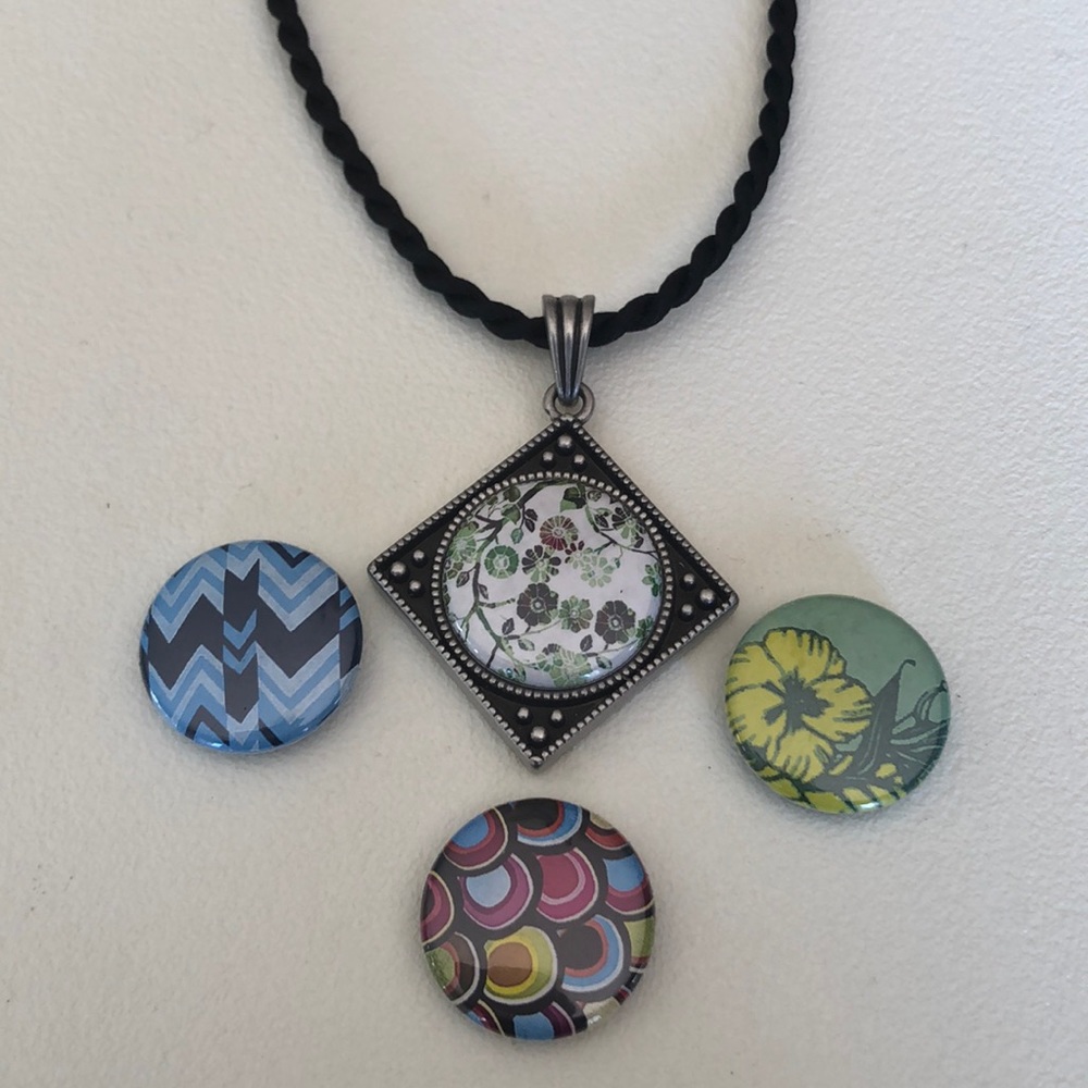 💜Vintage Magnabilities interchangeable necklace.
